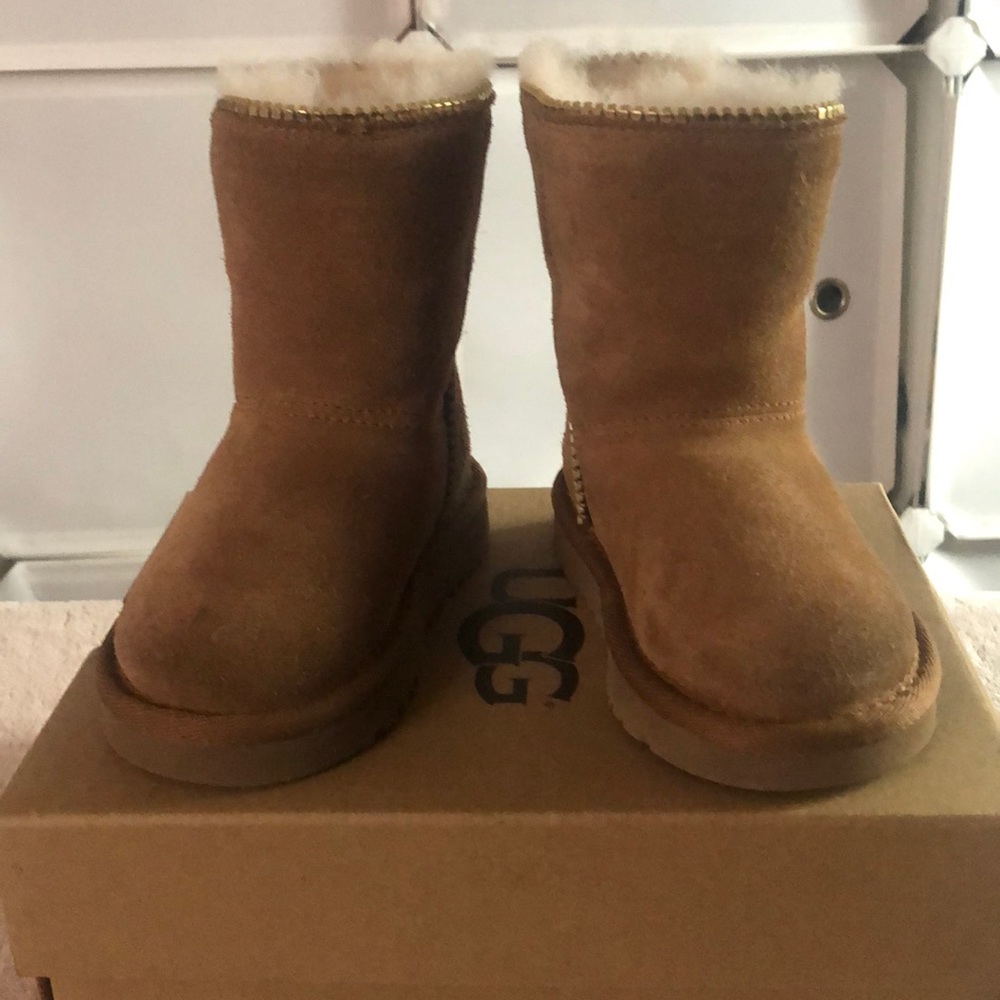 Toddler uggs